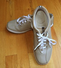 Women  s KEDS Spirit Leather Oxford Sneakers walking shoes 9 WH14169M B14-61419