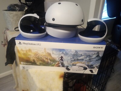 Sony PlayStation VR2 Horizon Call of the Mountain Bundle VR Headset - White