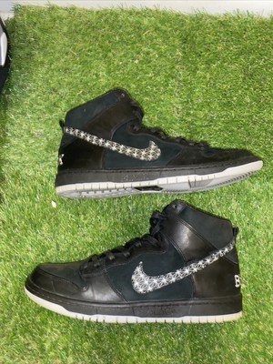nike dunk black bar