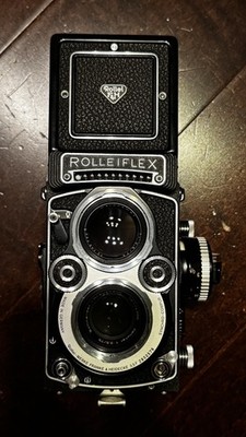 Beautiful Rolleiflex 3.5F with Carl Zeiss Planar 75mm f/3.5 Lens