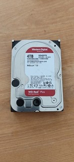 Western Digital WD Red Plus 4TB NAS Festplatte HDD