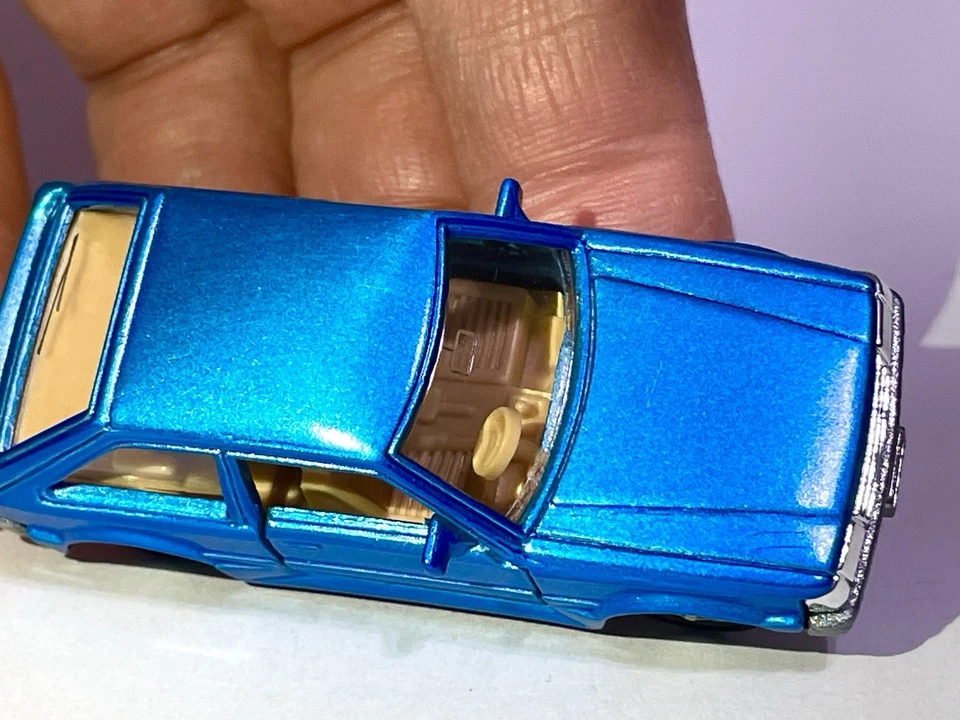 TOMICA 4 - MAZDA FAMILIA TURBO PERSONALIZADO PINTADO COMO NUEVO MUY BUEN ESTADO SOLO 1 Me gusta en eBay Foto 4 de 4