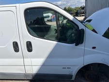 Porte avant et accessoires Renault TRAFIC