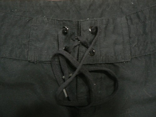 ISLAND ESCAPE WOMEN SZ 6 (30x3) BLACK SHORTS-10" RISE-100% POLYESTER-EUC - Picture 3 of 8