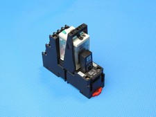 Telemecanique RXM4AB2BD Schneider Electric Relay 24VDC Inc VAT