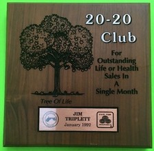 WOODEN 'STATE FARM INSURANCE' 20-20 CLUB AWARD PLAQUE 1992