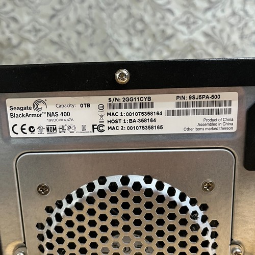 Seagate BlackArmor 400 4-Bay 4x 1Tb Seagate HDD NAS - Picture 5 of 11