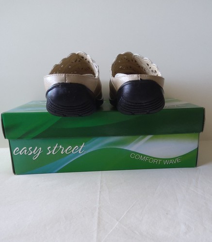 Womens Easy Street Clogs Shoes FOREVER SIze 8.5 Beige REMOVABLE INSOLE - New - - Picture 4 of 4