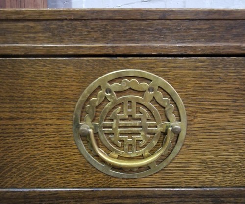Oriental style low console table with 2 drawers - Picture 8 of 13