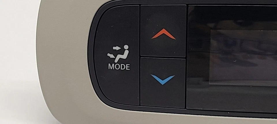 Chrysler Pacifica 2017-2019 control de temperatura trasero Foto 2 de 4