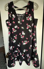 Express women’s size large Black Floral Dress lace accents sleeveless 