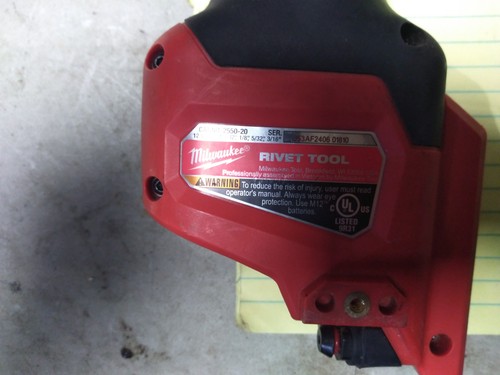Milwaukee 2550-20 M12 12V strumento rivetto senza fili resistente solo strumento #2 - Foto 3 di 3