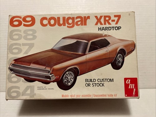 1969 Mercury Cougar XR-7 Built Plastic Model By AMT 1/25 Scale With Vintage Box - Picture 12 of 14