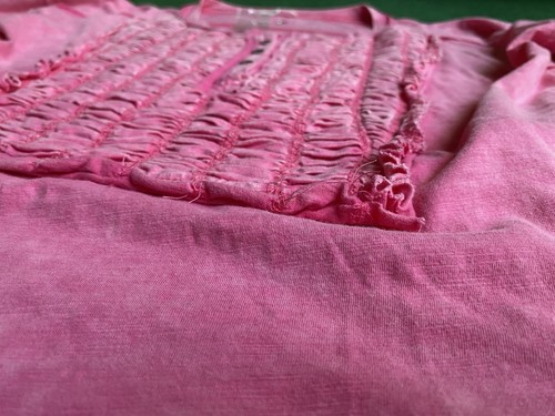 Oli & Hali Oversize-Top gesmoktes Henley-Ausschnitt vorne pink - Small - Bild 14 von 18