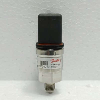 Danfoss MBS 3000 Pressure Sensor 060G1103 4-20mA 10-30V DC New