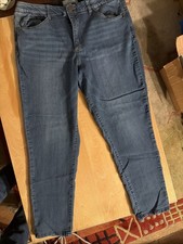 Wit And Wisdom Jeans Women 16 Medium Wash Straight Leg Contour Shape Technology