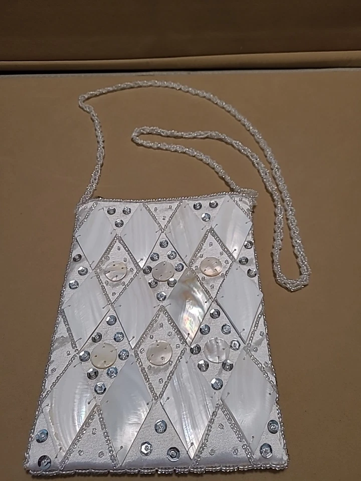 Bolso de mano vintage mod por diseño madreperla azulejo con cuentas blanco 7" por 5,5" Foto 2 de 4