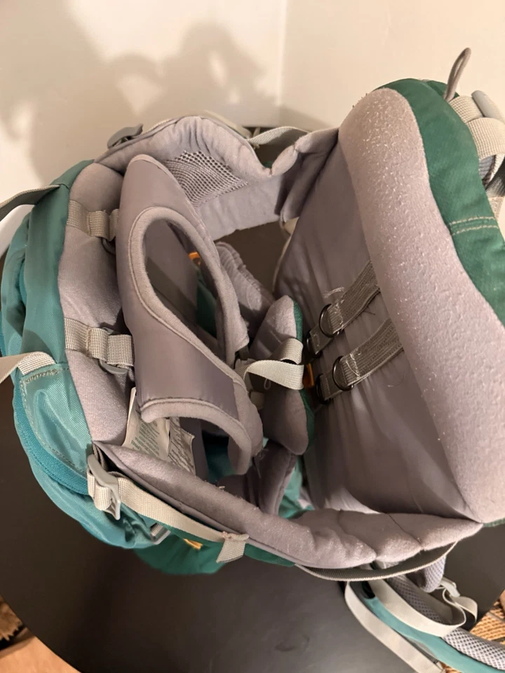 Mochila portabebés Kelty Kids Transit 3.0 senderismo en verde y gris Foto 4 de 4