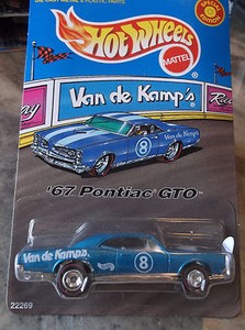 hot wheels fish o saurs