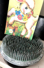 Vtg CASA 4 Round Metal Pin Spike FLOWER FROG EPHEMERA DISPLAY 4" LG Green 4B