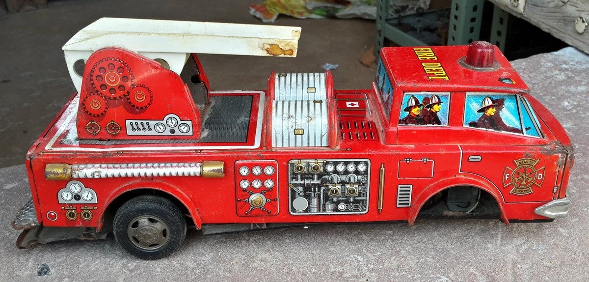 Vintage Fire Brigade Battery Operated Toy SH Trademark Japan