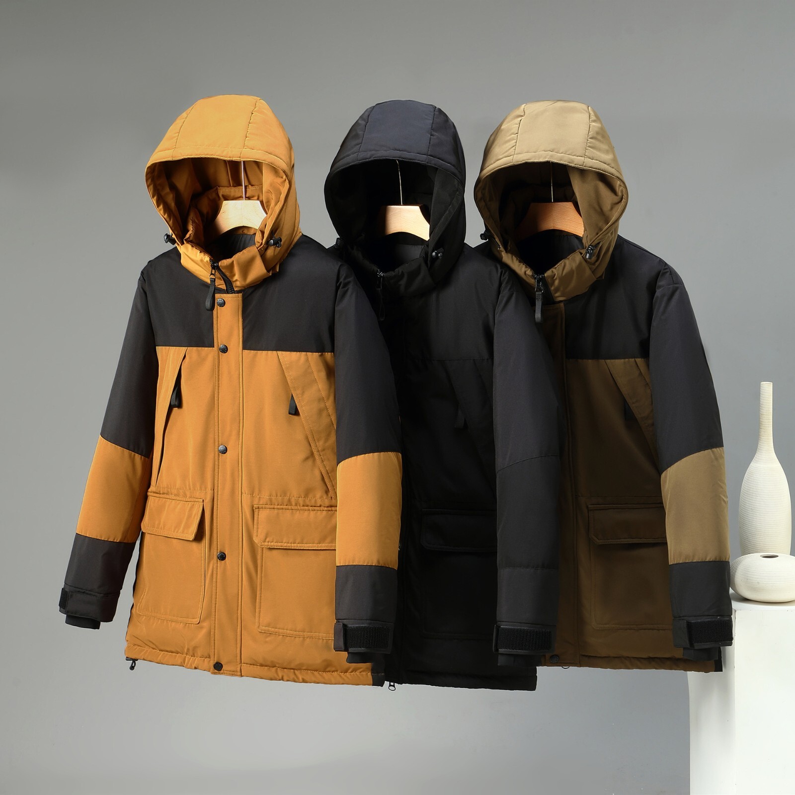 Men's Thick Winter Down Jacket for Outdoor Cold Weather Warm Casual Wear