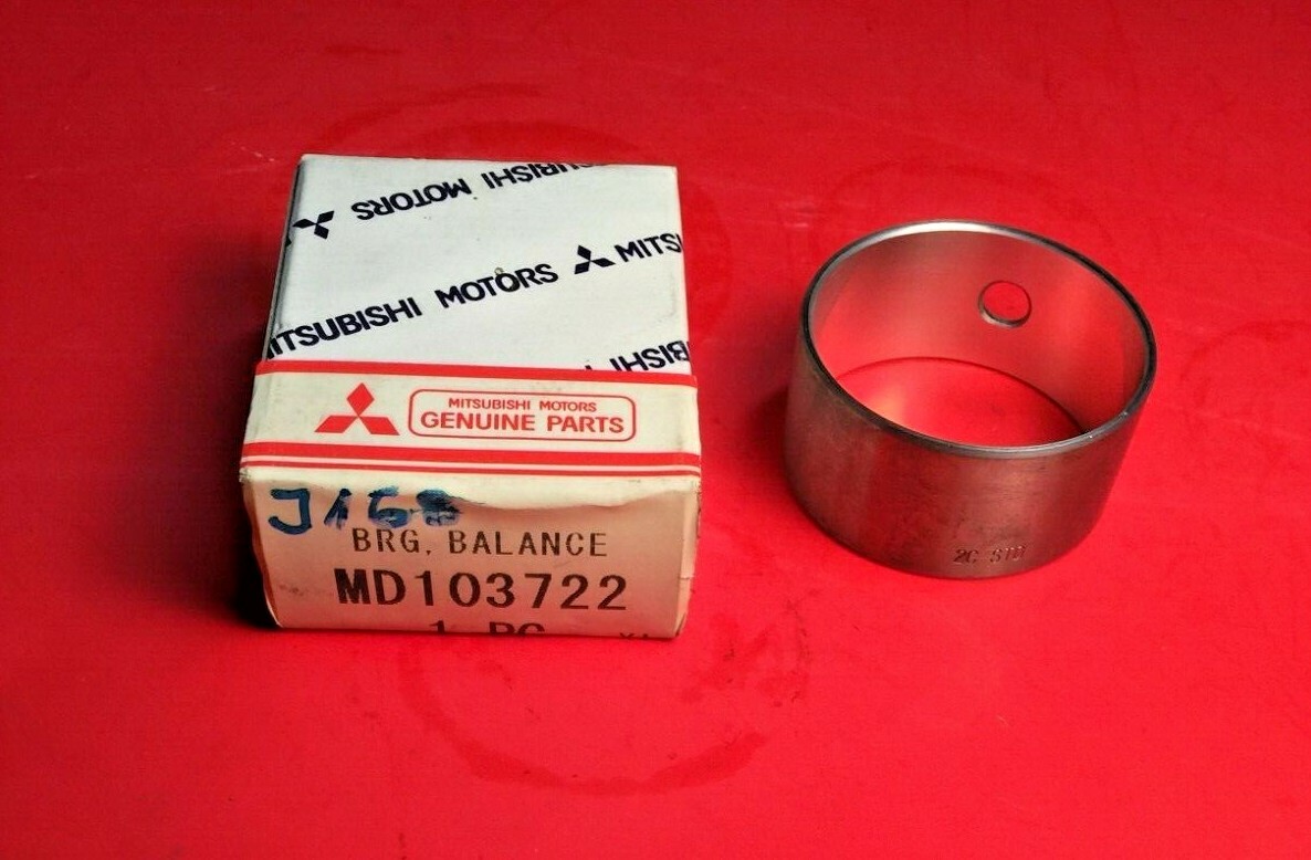 NOS OEM Mopar Mitsubishi MD103722 Bearing, Balancer Shaft, RR RH