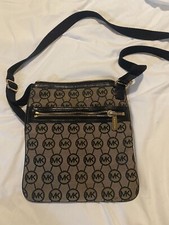 Женские клатчи michael kors monogram crossbody