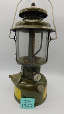 H*s様 U.S. Military Gasoline Lantern 1958 1958 Coleman US Army Military Gasoline Fuel Lantern - Untested