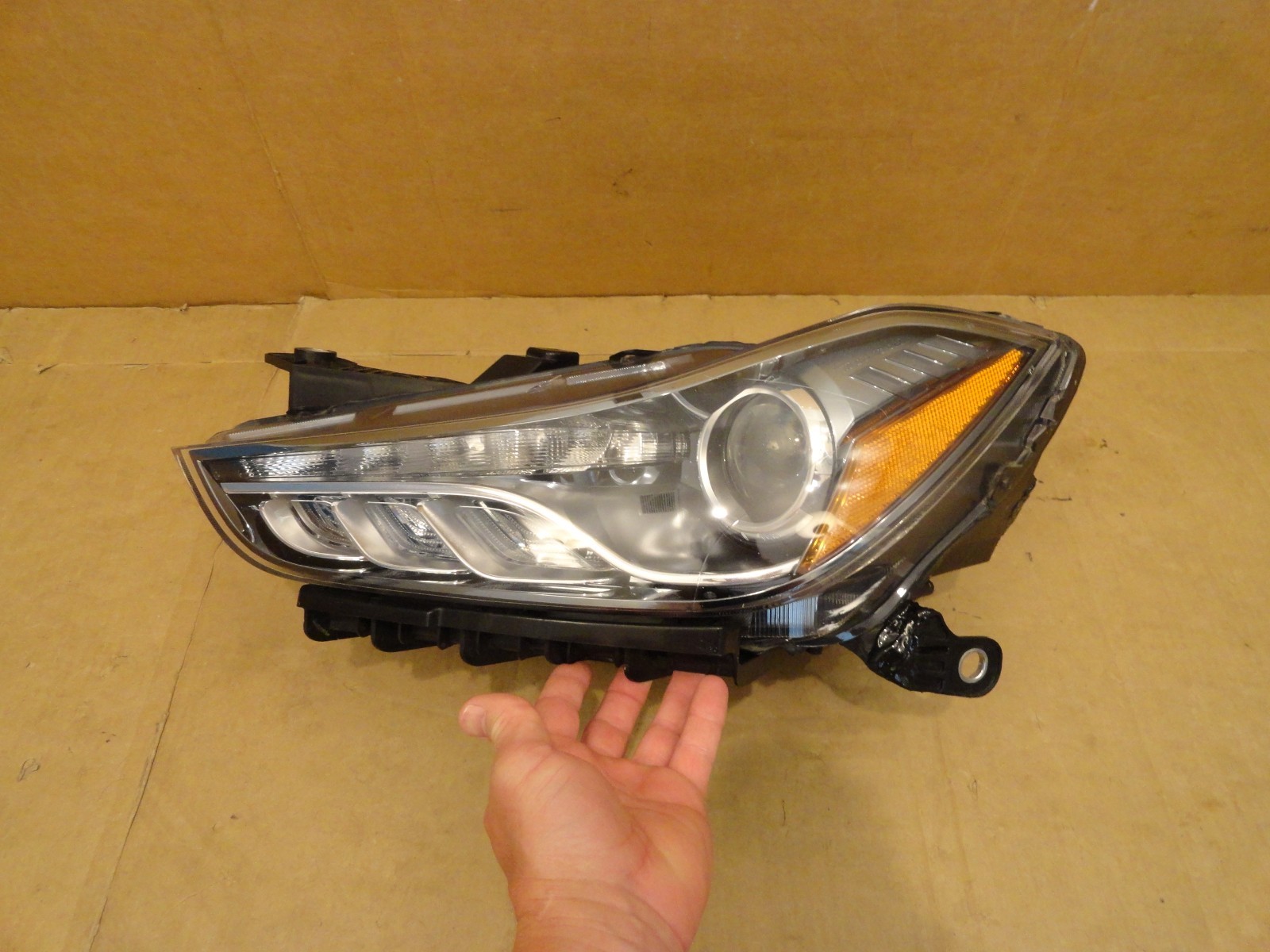 Maserati Ghibli 2014-2017 LEFT Headlight P/N 670005475