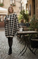 BLU PEPPER Brown Tan Mock Neck Herringbone Sweater Dress Large NWT Boutique