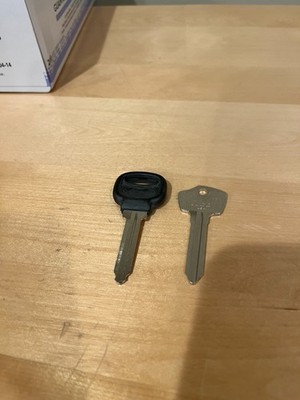 FORD MERCRY CAPRI 1991 - 94 NEW UNCUT SET OF KEYS