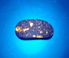 Yooperlite Fluorescent Sodalite -  0.4 oz.  A Small Yooperlite With Bright Spots