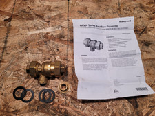 Honeywell BP900 Dual Check 1/2" Backflow Preventer with Vent & Extra Gaskets