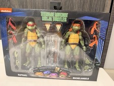 NECA Teenage Mutant Ninja Turtles Movie Raphael Michelangelo 2-Pack Figures