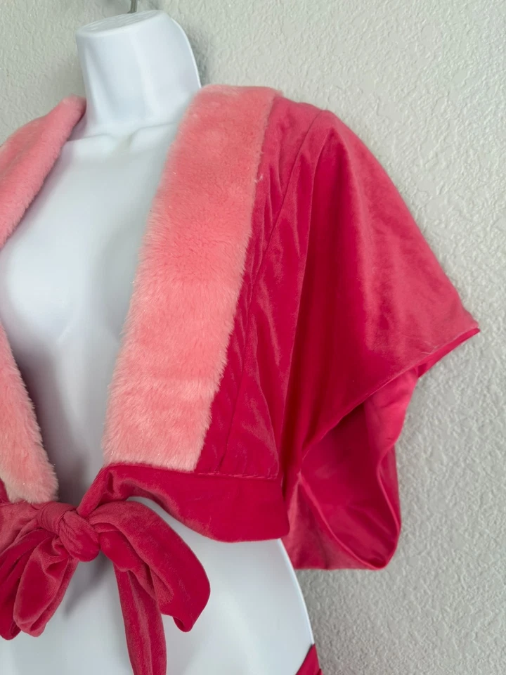 Victoria Secret Satén Terciopelo Santa Bebé Conjunto Imitación Piel Top y Falda Foto 4 de 4