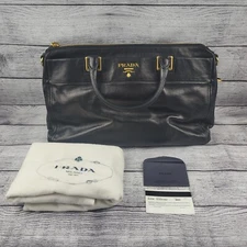 PRADA Top Zip Handle w/Shoulder Strap Black Leather Handbag BL0792