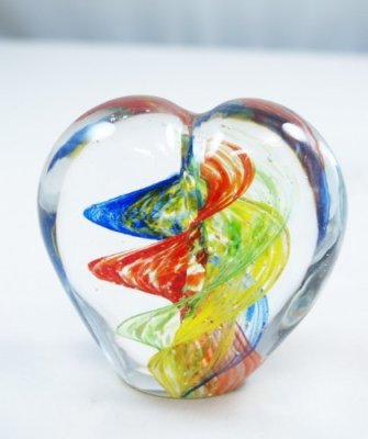 M Design Art Glass Bright Rainbow Striped Heart Paperweight PW-656