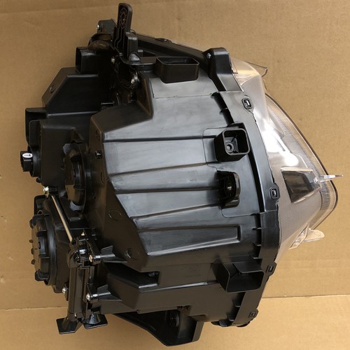 Headlight for 2019 2020 Hyundai Santa Fe Passenger Right Side Halogen Projector - Picture 6 of 8