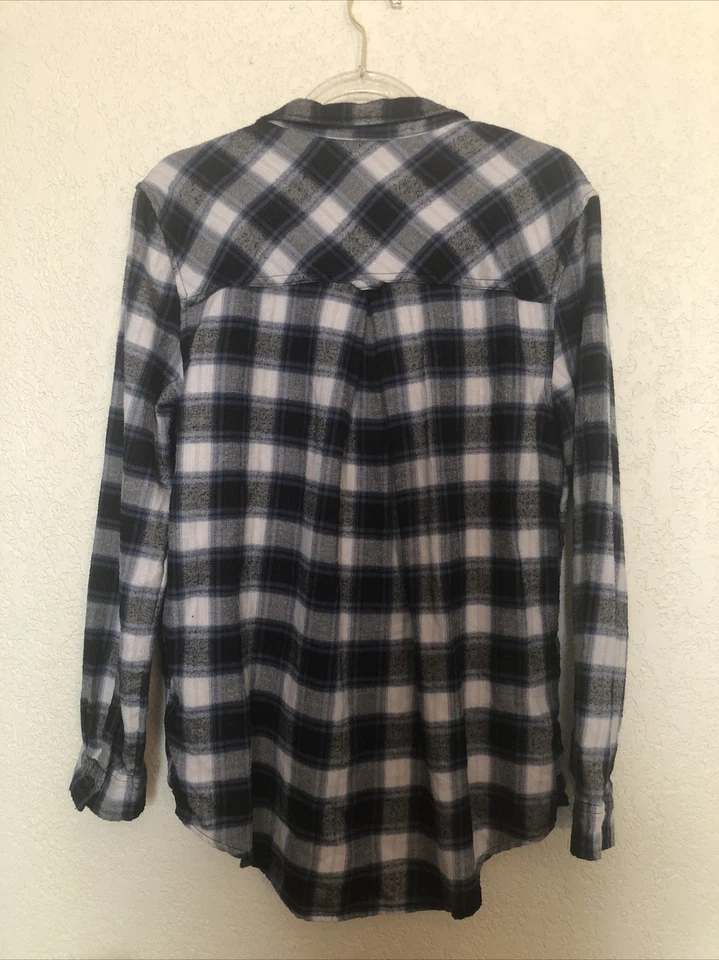 BDG L blue Grey Plaid Button Up Collared Shirt Fall Winter Cozy Pocket Cottage - Image 3 of 3