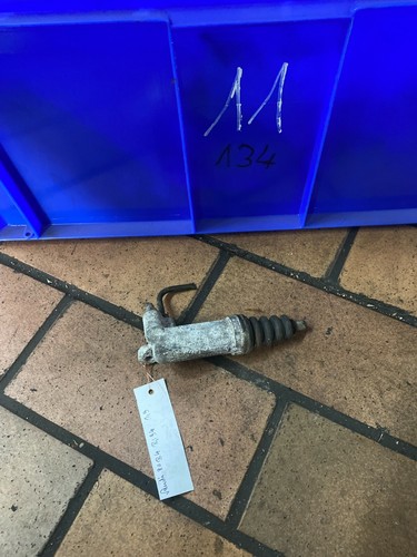 Original Audi 80 B4 A4 B5 Nehmerzylinder Kupplungszylinder Zylinder 4A0721261