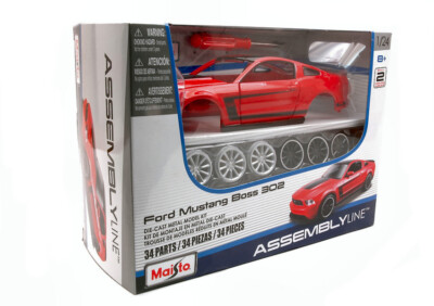 Ford MUSTANG Boss 302 2012 Kunststoff Kit 1:24 Modell 39269 Maisto