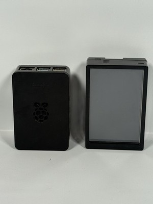 Raspberry Pi 4 Model B Bundle with CanaKit Case & JRP 4.0-inch Display-B As-Is