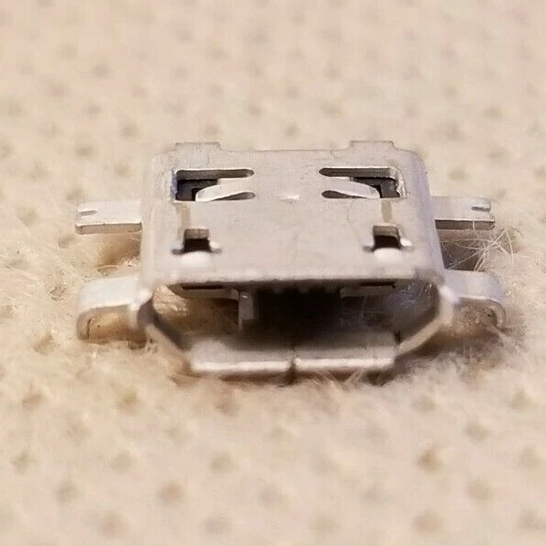 Nuevo puerto de carga HTC OEM - Aria Desire EVO 3D HD Mini Nexus One Rhyme Sensation + Foto 3 de 4