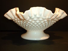 VINTAGE FENTON MILK GLASS HOBNAIL Ruffle Crimped/Pedestal Bowl 10.5" MC