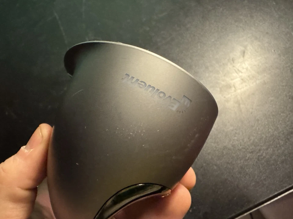 EVOLUENT VM4R Ratón Vertical 4 Diestros Ratón Óptico Ergonómico con Cable  Foto 3 de 4