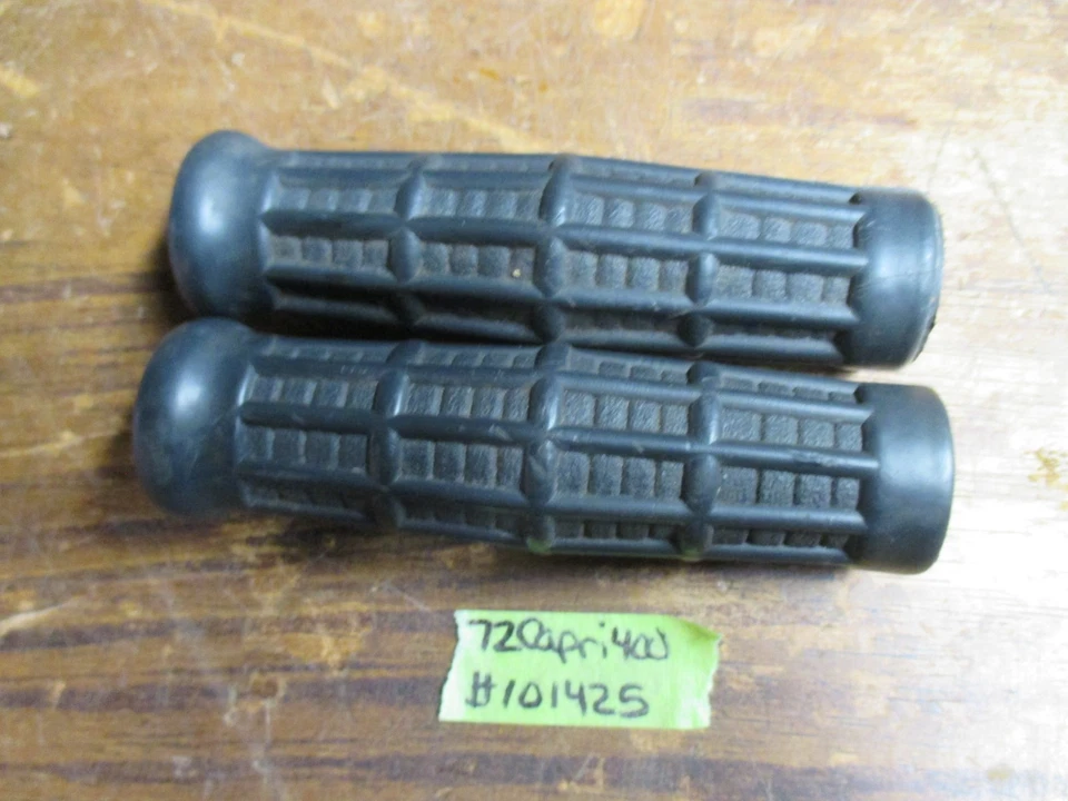 Empuñaduras de manillar de moto de nieve vintage 72 moto esquí Capri 399 400 Foto 4 de 4