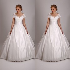 Elegante Brautkleider von der Schulter Blume Applikationen eine Linie Brautkleid