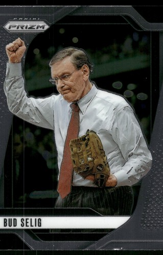 2025 Panini Prizm #131 Bud Selig | Baseball Card