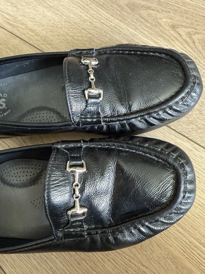 SAS Metro Black Patent Leather Loafer Slip On Shoes Sz 8.5 W TriPad Comfort EUC - Image 3 of 4